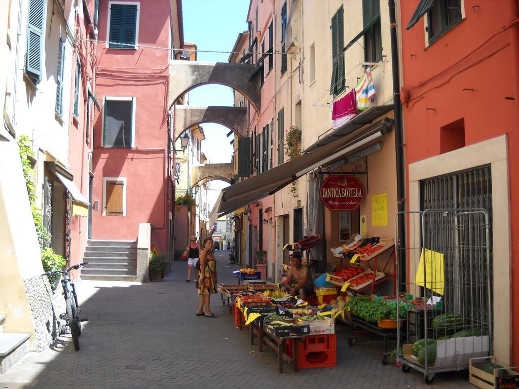 Ferienwohnung Ca De Matage Riva Ligure Exterior foto